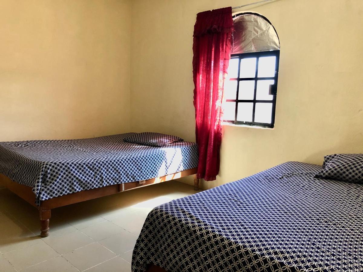 Oyo Hotel Cuatro Reales Галеана Экстерьер фото